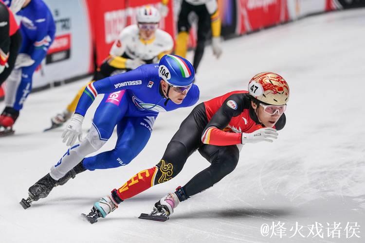短道速滑世界杯：中国男队晋级5000米接力决赛